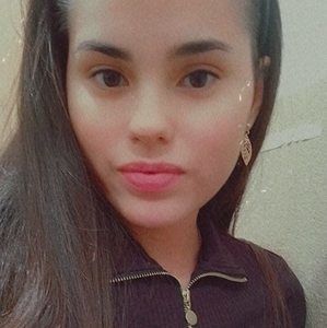 Meet your Posher, Manuela